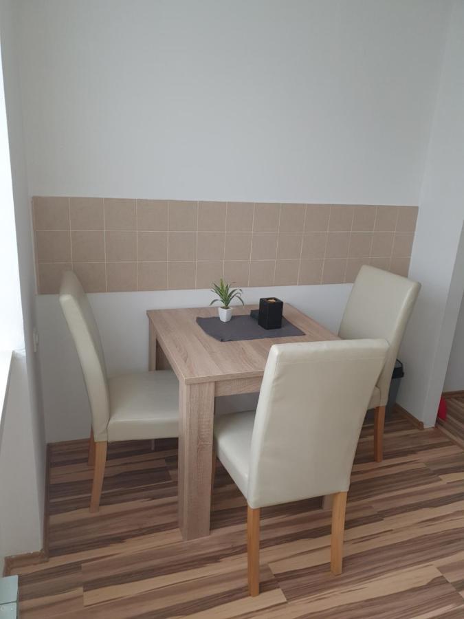 Studio Apartman Bf Славонський Брод Екстер'єр фото